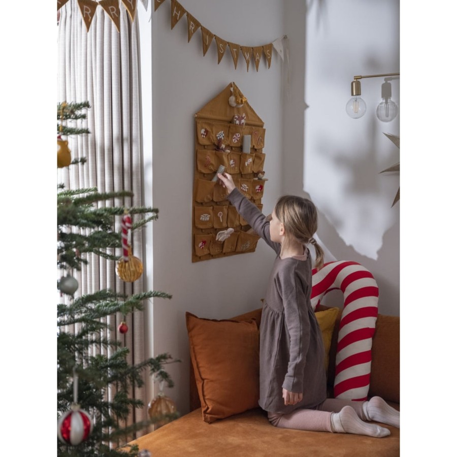 Christmas Fabelab | Wall Calendar - Nostalgia Embroidery Ochre